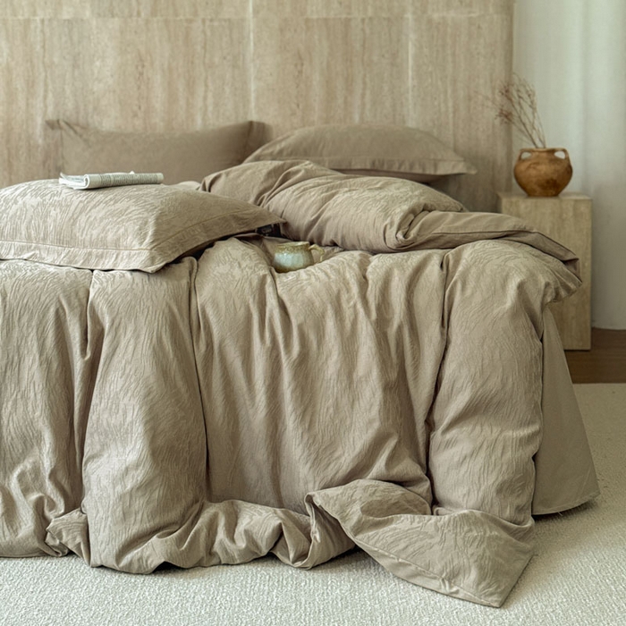 91家纺网 家纺一手货源 找家纺 奈萝家纺 2026新款长绒棉纯棉水洗全棉浮雕提花四件套 魅奇