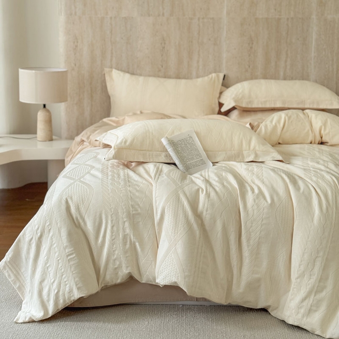 91家纺网 家纺一手货源 找家纺 奈萝家纺 2026新款长绒棉纯棉水洗全棉浮雕提花四件套 简意