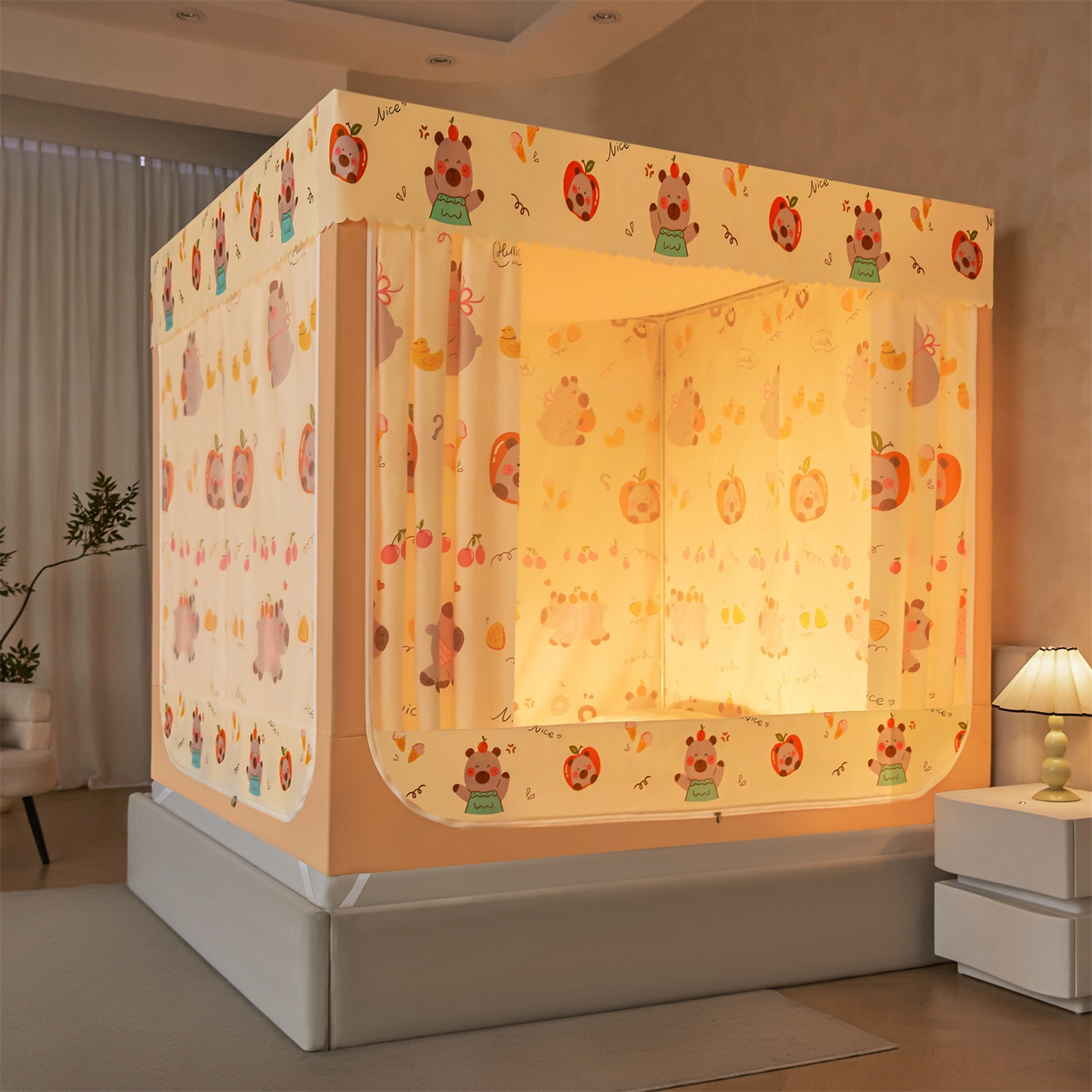 91家纺网 家纺一手货源 找家纺 迪凡保罗蚊帐 2026新款2606专版卡通回底全底AB版遮光帘坐床蚊帐 水豚派对-无床帘