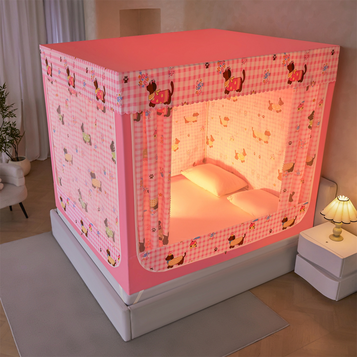 91家纺网 家纺一手货源 找家纺 迪凡保罗蚊帐 2026新款2606专版卡通回底全底AB版遮光帘坐床蚊帐 拉拉狗-无床帘