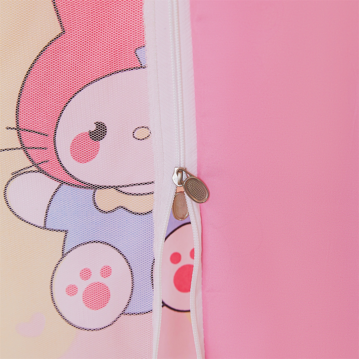 91家纺网 家纺一手货源 找家纺 迪凡保罗蚊帐 2026新款2606专版卡通回底全底AB版遮光帘坐床蚊帐 爱心蛋糕-无床帘