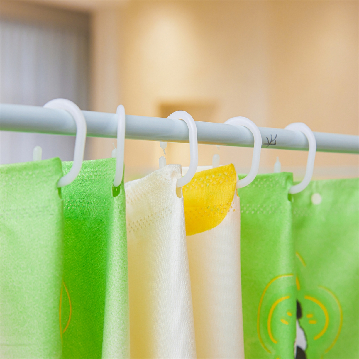 91家纺网 家纺一手货源 找家纺 迪凡保罗蚊帐 2026新款2606专版卡通回底全底AB版遮光帘坐床蚊帐 爱心熊猫-无床帘