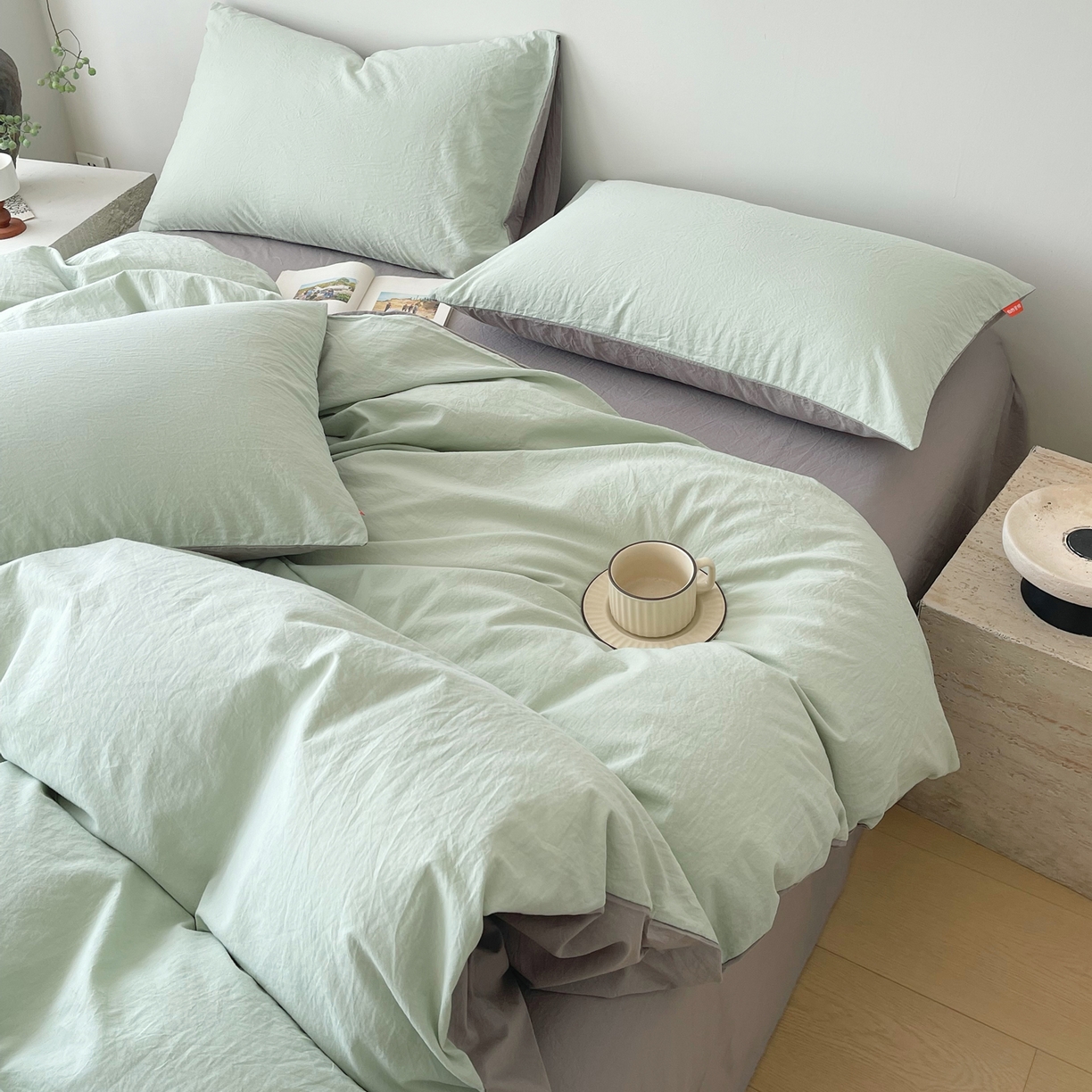 91家纺网 家纺一手货源 找家纺 春皖家纺 2026春夏新款双拼全棉纯棉水洗棉四件套 薄荷绿-浅灰