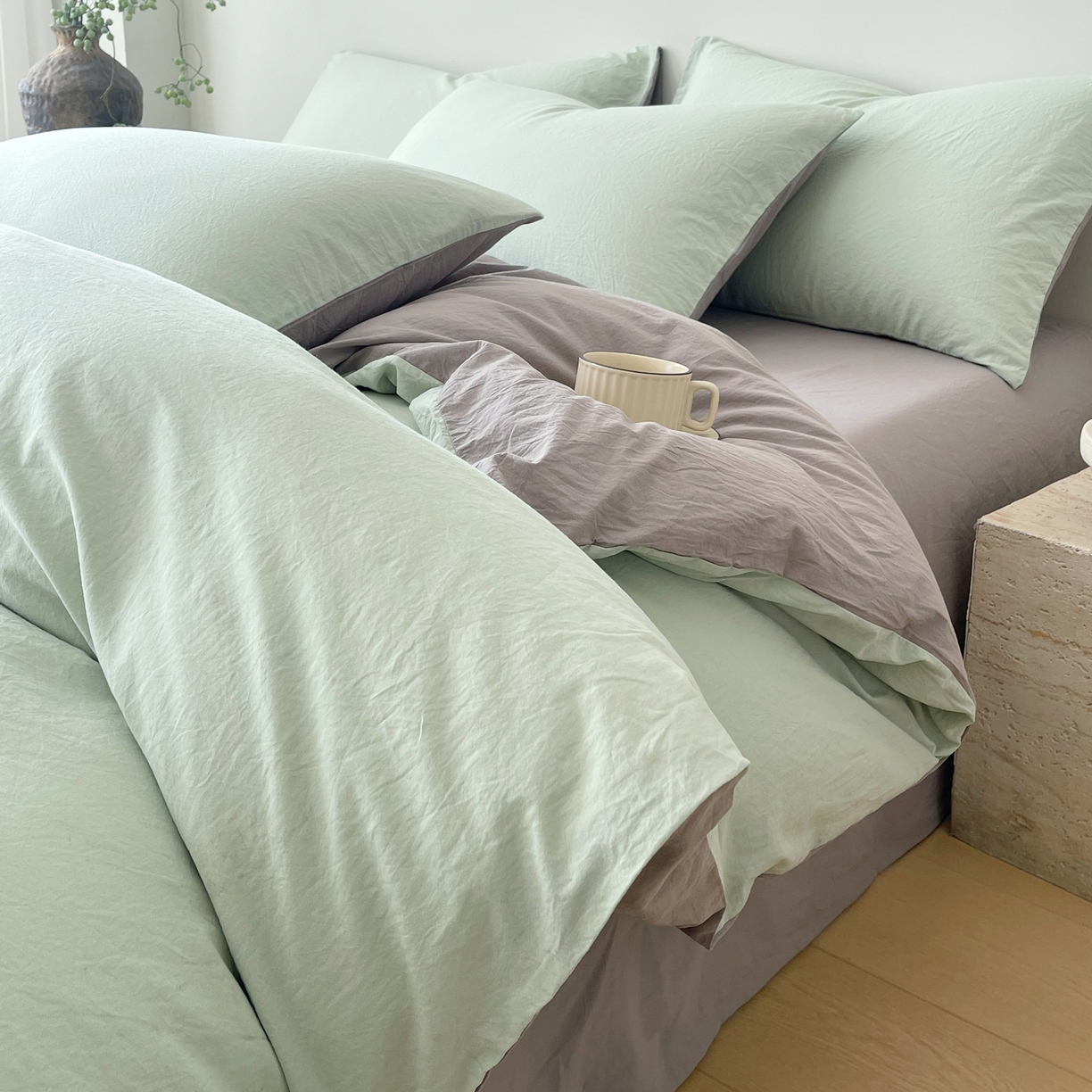 91家纺网 家纺一手货源 找家纺 春皖家纺 2026春夏新款双拼全棉纯棉水洗棉四件套 薄荷绿-浅灰