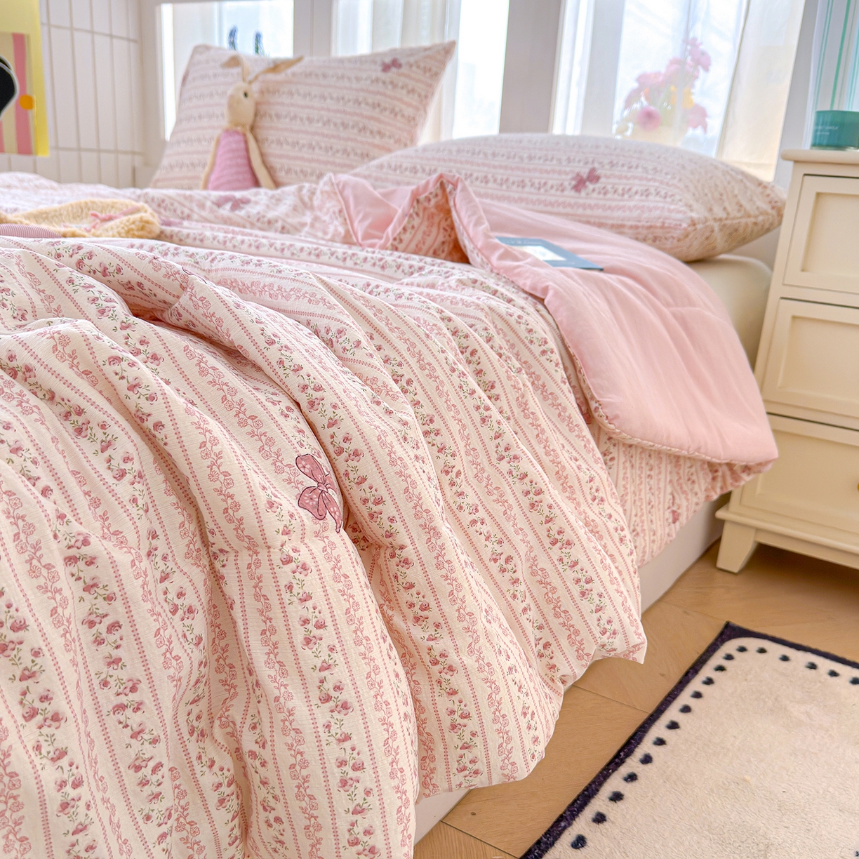 91家纺网 家纺一手货源 找家纺 弗苓家纺 2026新款A类云感有氧双层纱夏被夏凉被 晚香玉