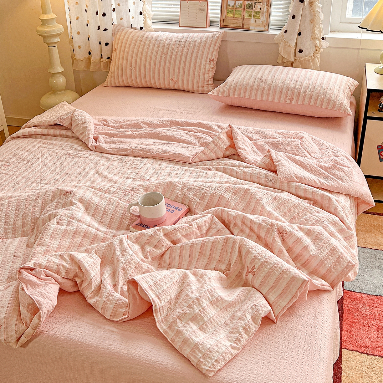 91家纺网 家纺一手货源 找家纺 （总）梦莱斯 2026新款小清新印花水洗夏被四件套-简单款