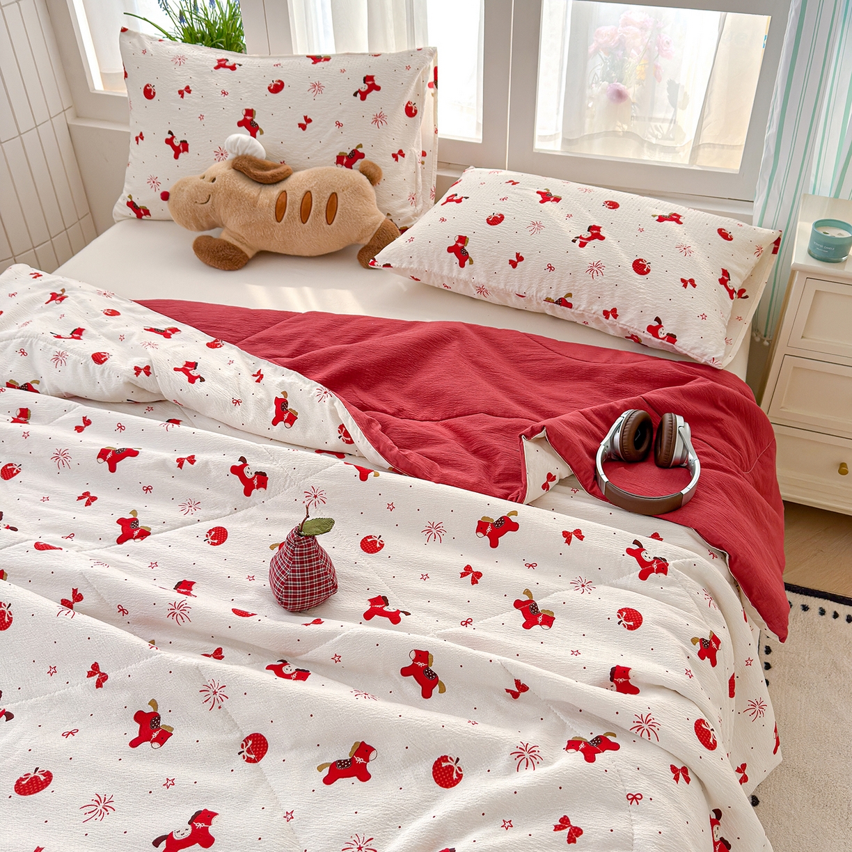 91家纺网 家纺一手货源 找家纺 弗苓家纺 2026新款A类云感有氧双层纱夏被夏凉被 红果小马