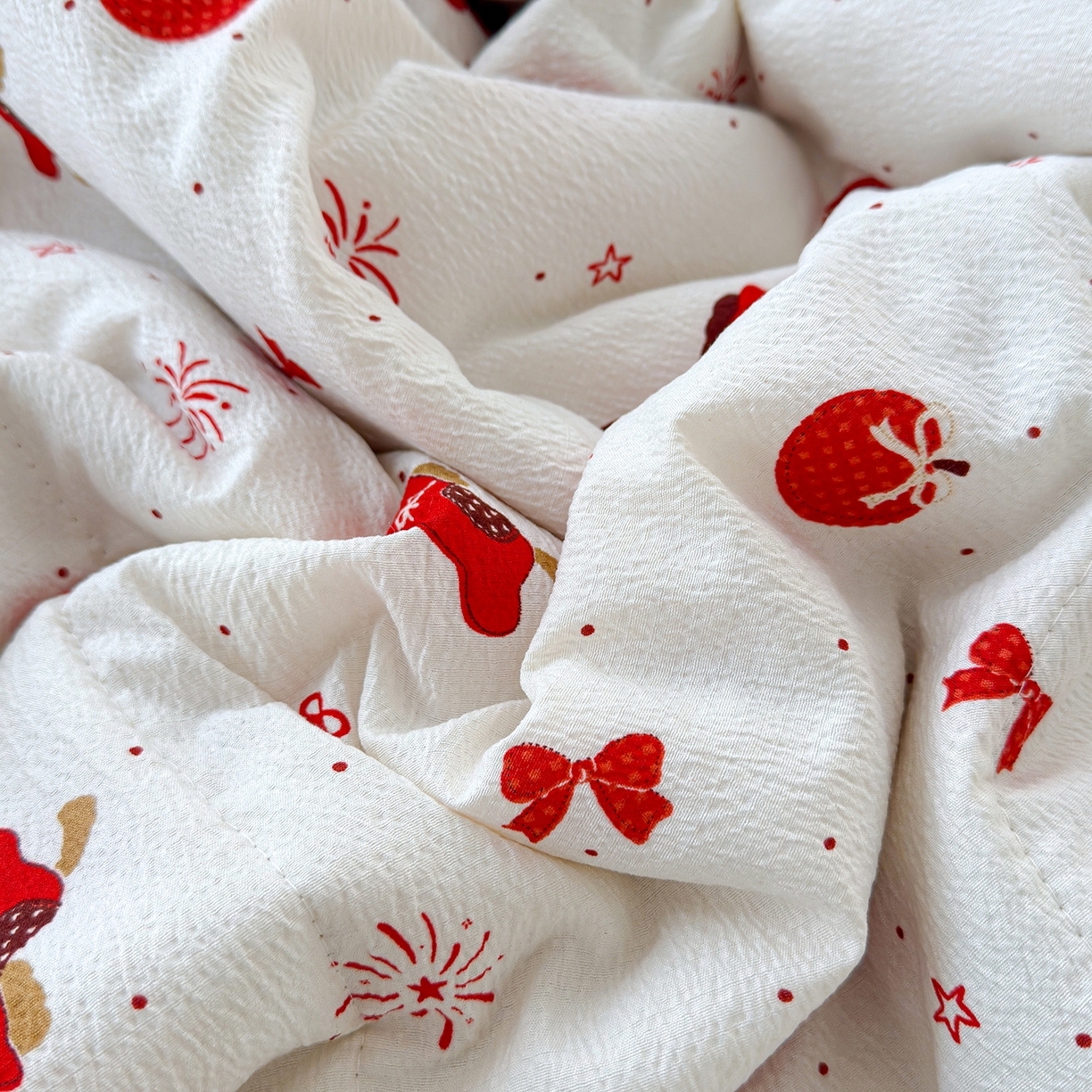 91家纺网 家纺一手货源 找家纺 弗苓家纺 2026新款A类云感有氧双层纱夏被夏凉被 红果小马