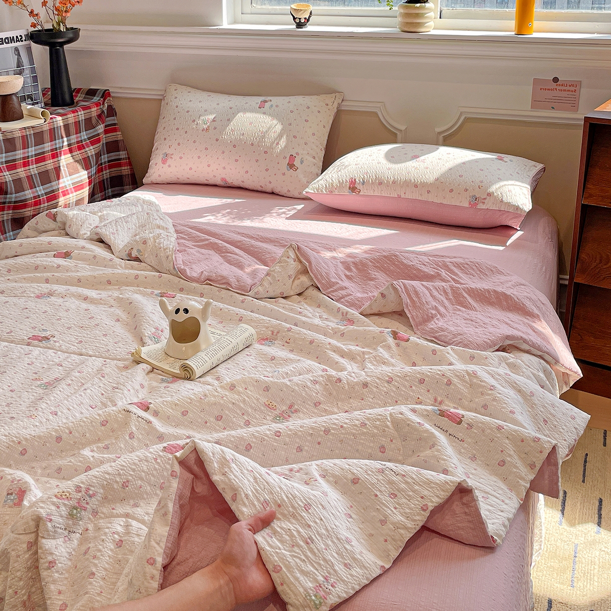 91家纺网 家纺一手货源 找家纺 （总）梦莱斯 2026新款小清新印花水洗夏被四件套-简单款