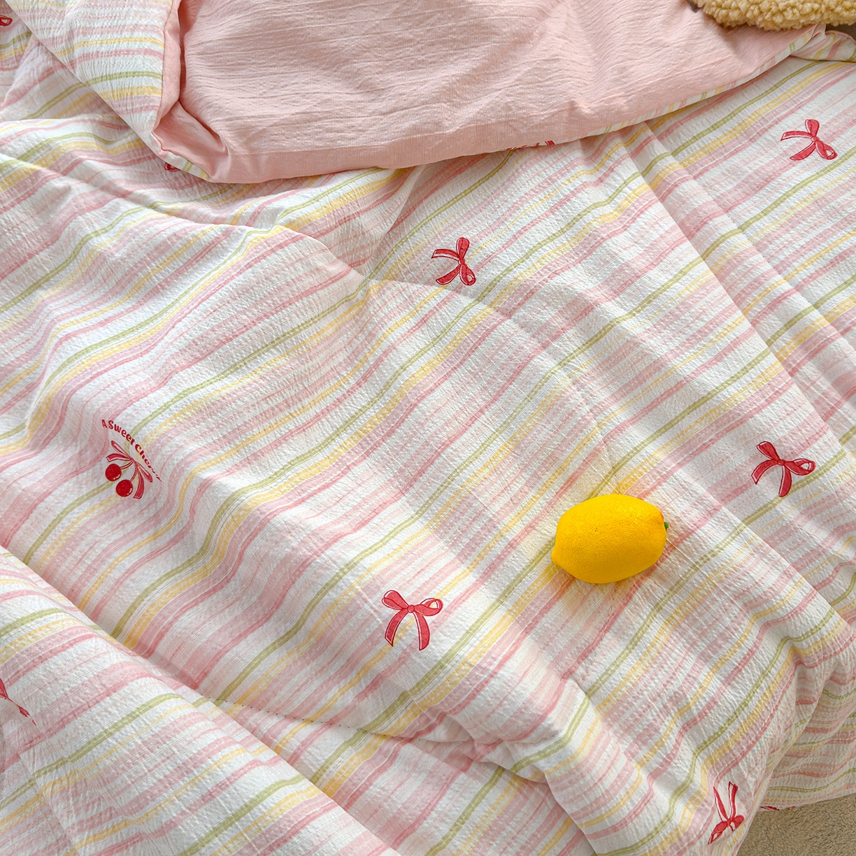 91家纺网 家纺一手货源 找家纺 弗苓家纺 2026新款A类云感有氧双层纱夏被夏凉被 奶油泡芙