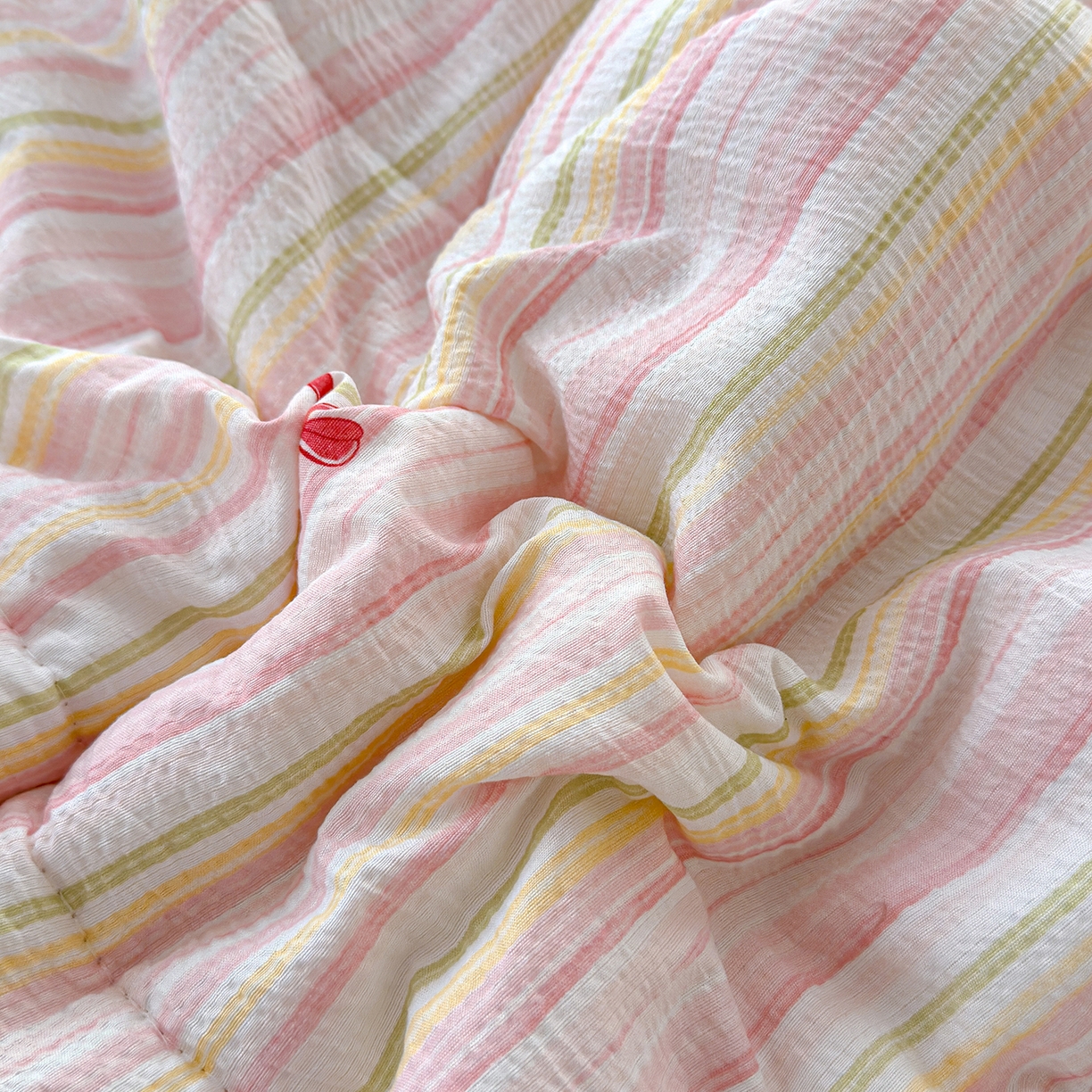 91家纺网 家纺一手货源 找家纺 弗苓家纺 2026新款A类云感有氧双层纱夏被夏凉被 奶油泡芙