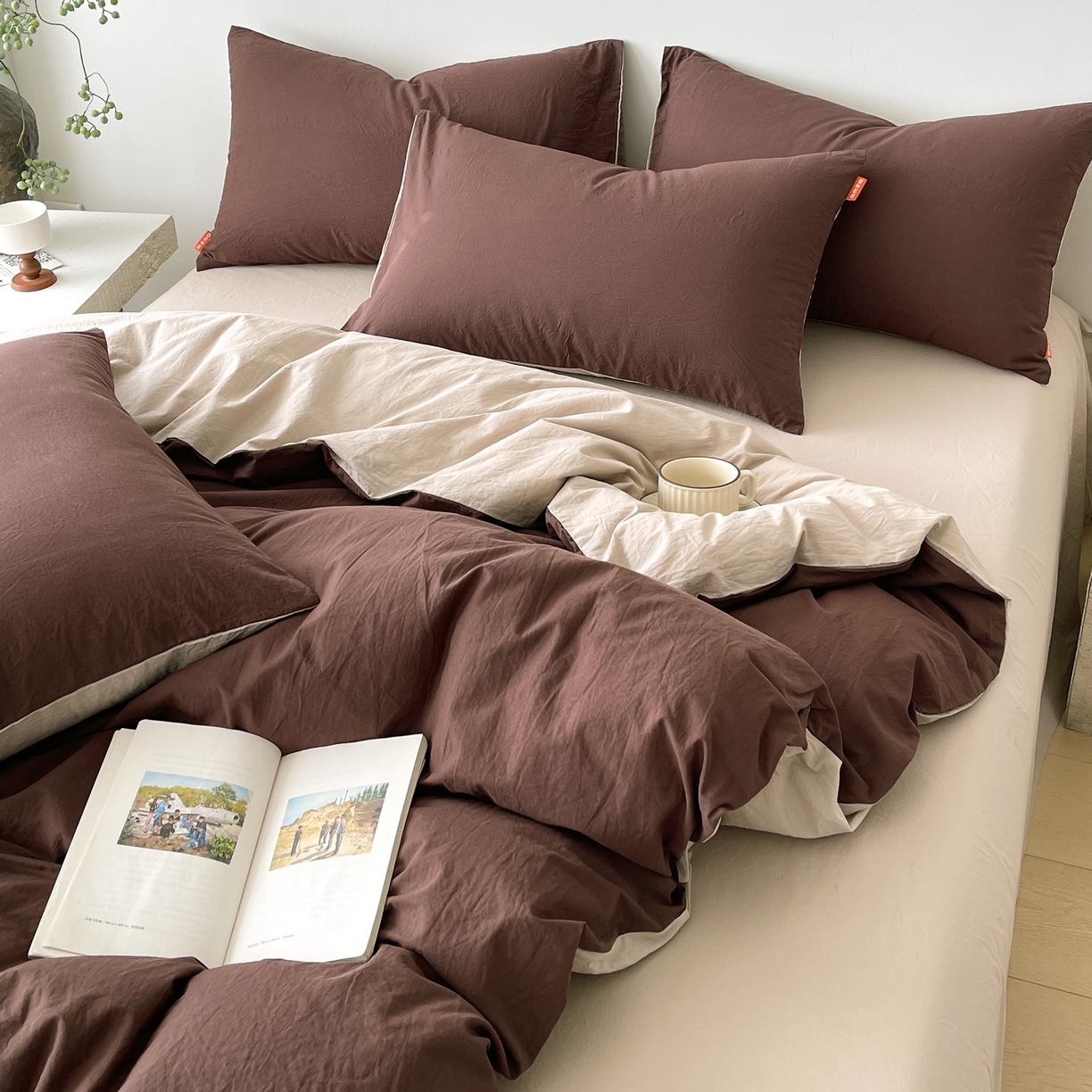 91家纺网 家纺一手货源 找家纺 春皖家纺 2026春夏新款双拼全棉纯棉水洗棉四件套 慕斯棕-卡其