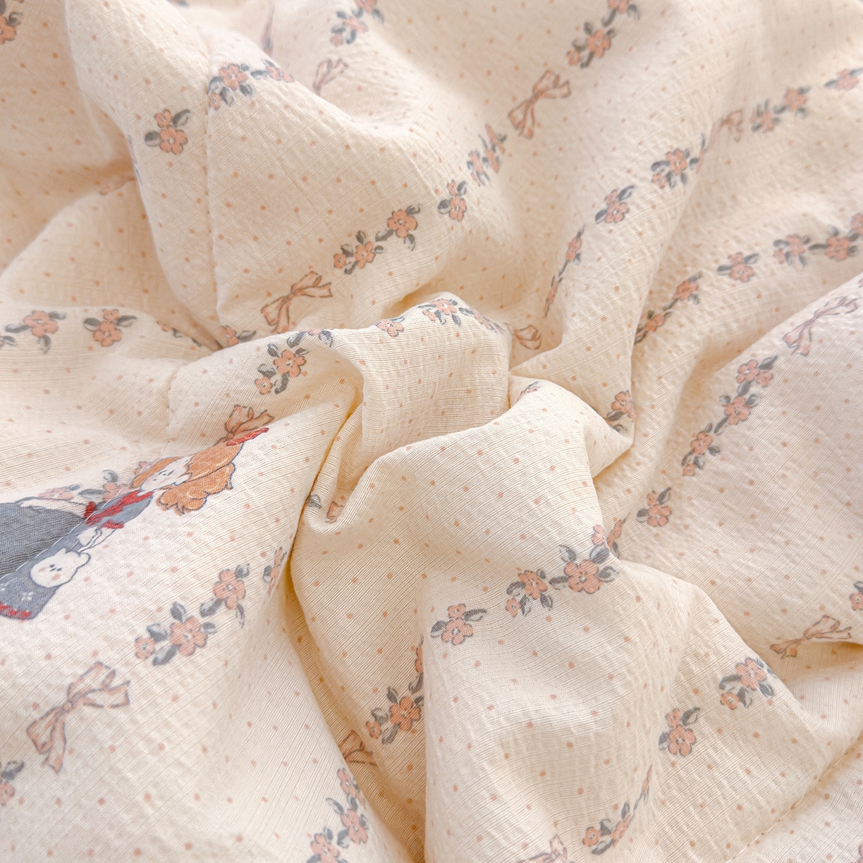 91家纺网 家纺一手货源 找家纺 弗苓家纺 2026新款A类云感有氧双层纱夏被夏凉被 午后花园