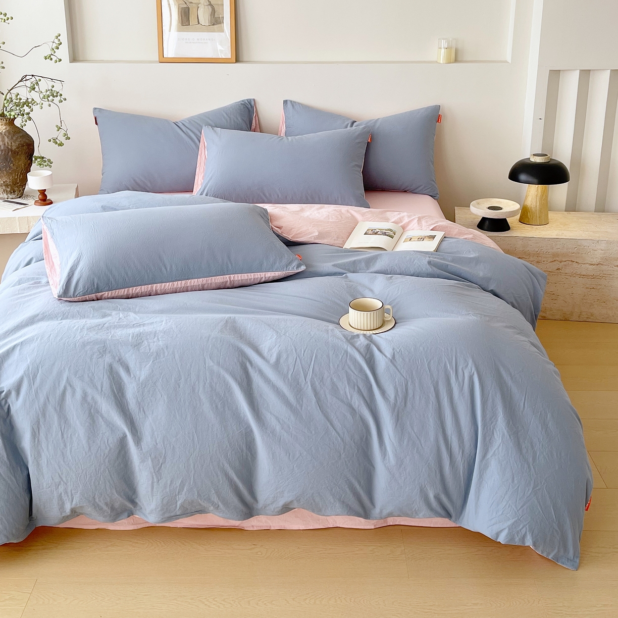 91家纺网 家纺一手货源 找家纺 春皖家纺 2026春夏新款双拼全棉纯棉水洗棉四件套 浅蓝-樱花粉