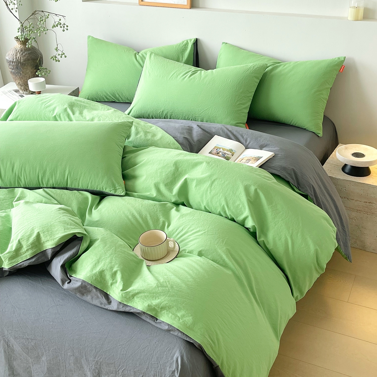 91家纺网 家纺一手货源 找家纺 春皖家纺 2026春夏新款双拼全棉纯棉水洗棉四件套 青草绿-墨灰