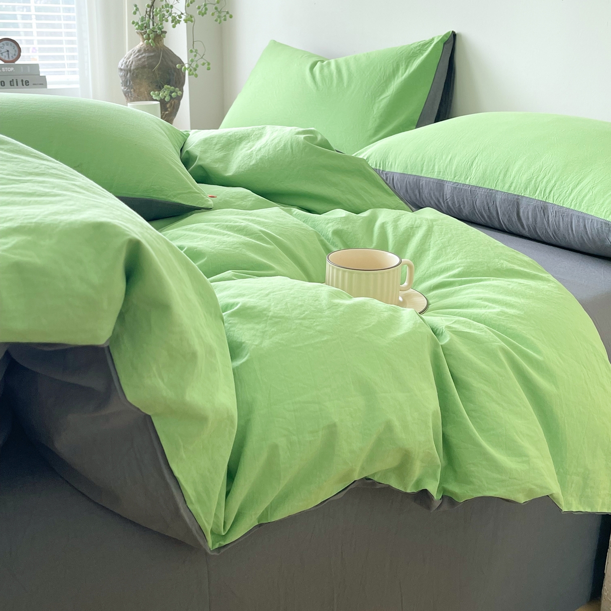 91家纺网 家纺一手货源 找家纺 春皖家纺 2026春夏新款双拼全棉纯棉水洗棉四件套 青草绿-墨灰