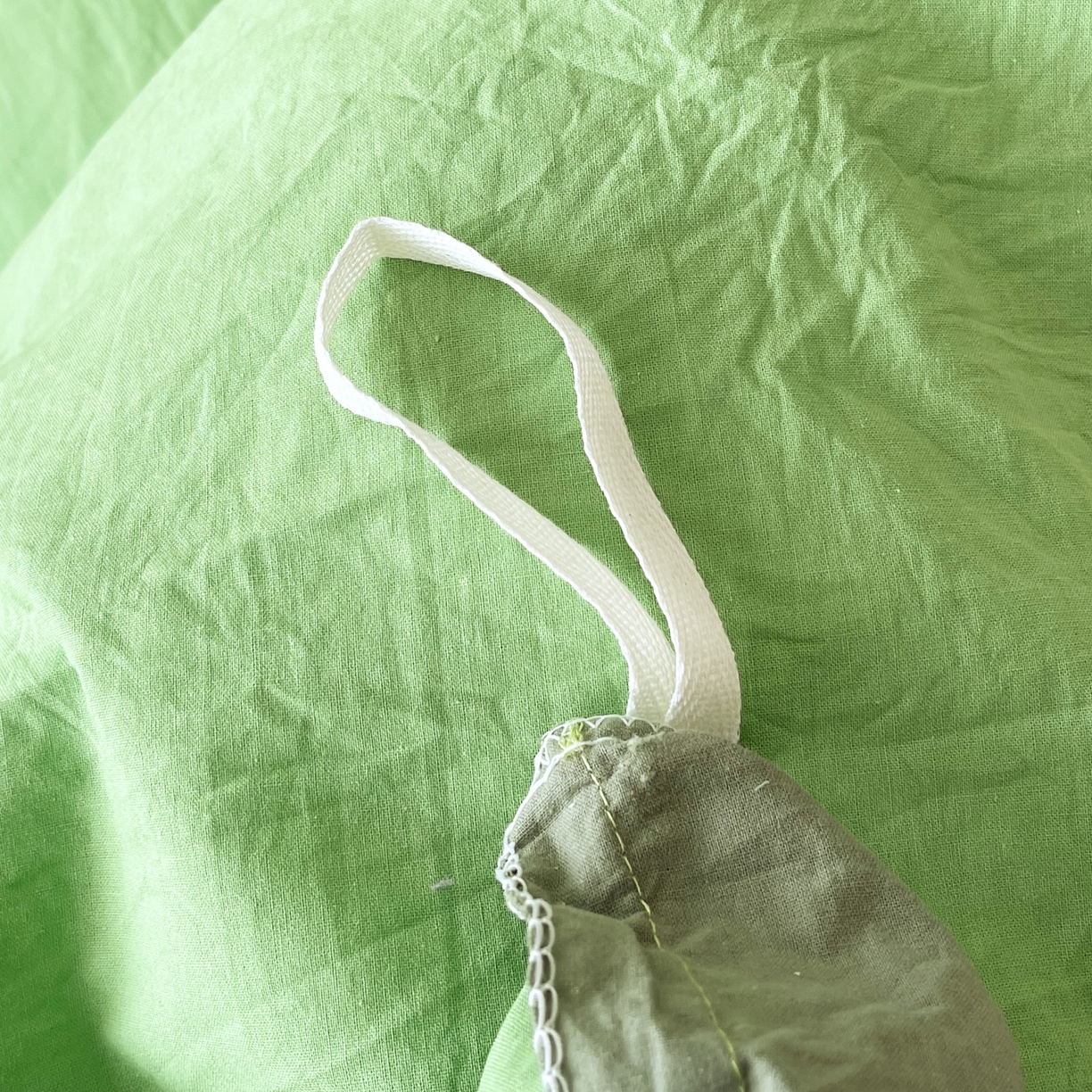 91家纺网 家纺一手货源 找家纺 春皖家纺 2026春夏新款双拼全棉纯棉水洗棉四件套 青草绿-墨绿