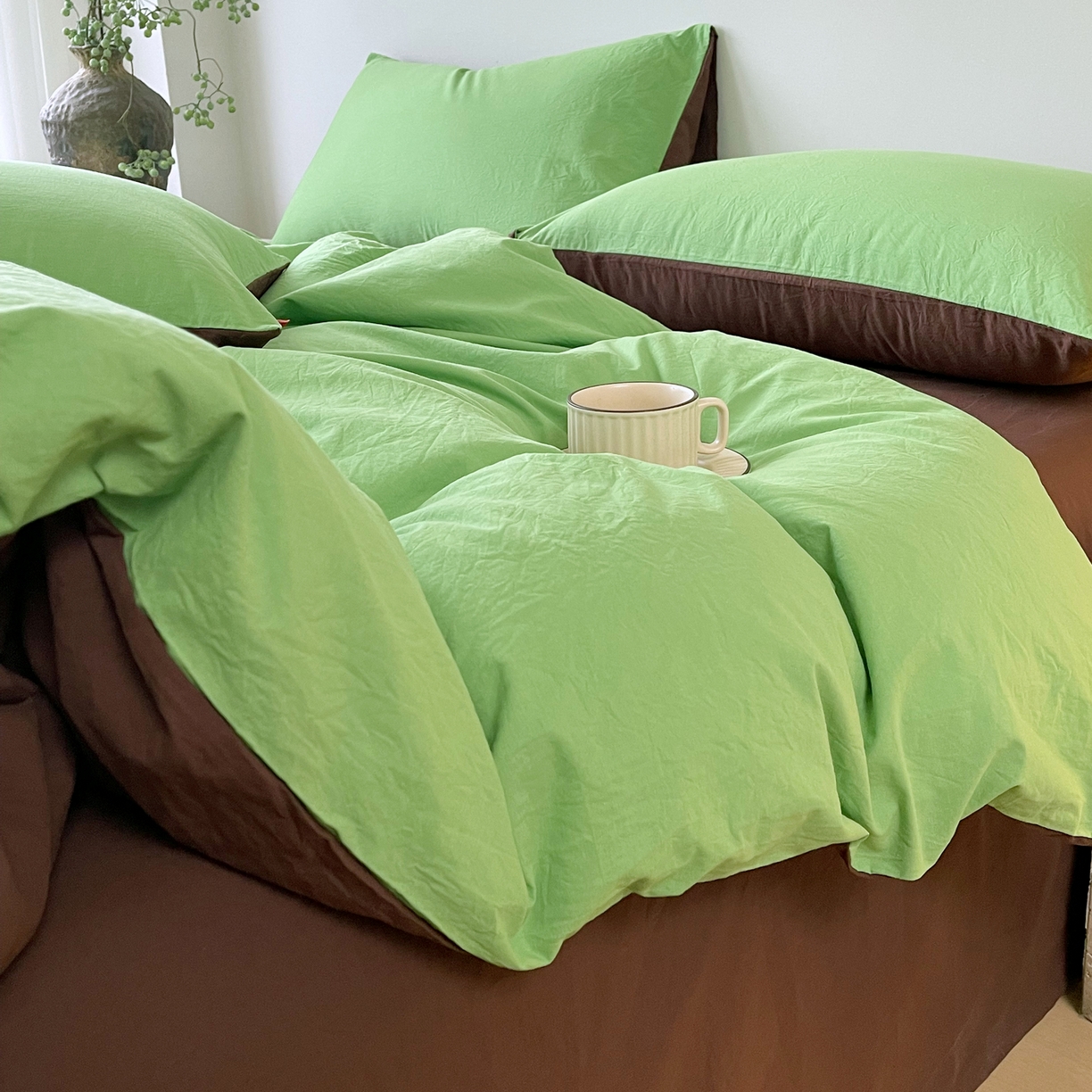 91家纺网 家纺一手货源 找家纺 春皖家纺 2026春夏新款双拼全棉纯棉水洗棉四件套 青草绿-慕斯棕