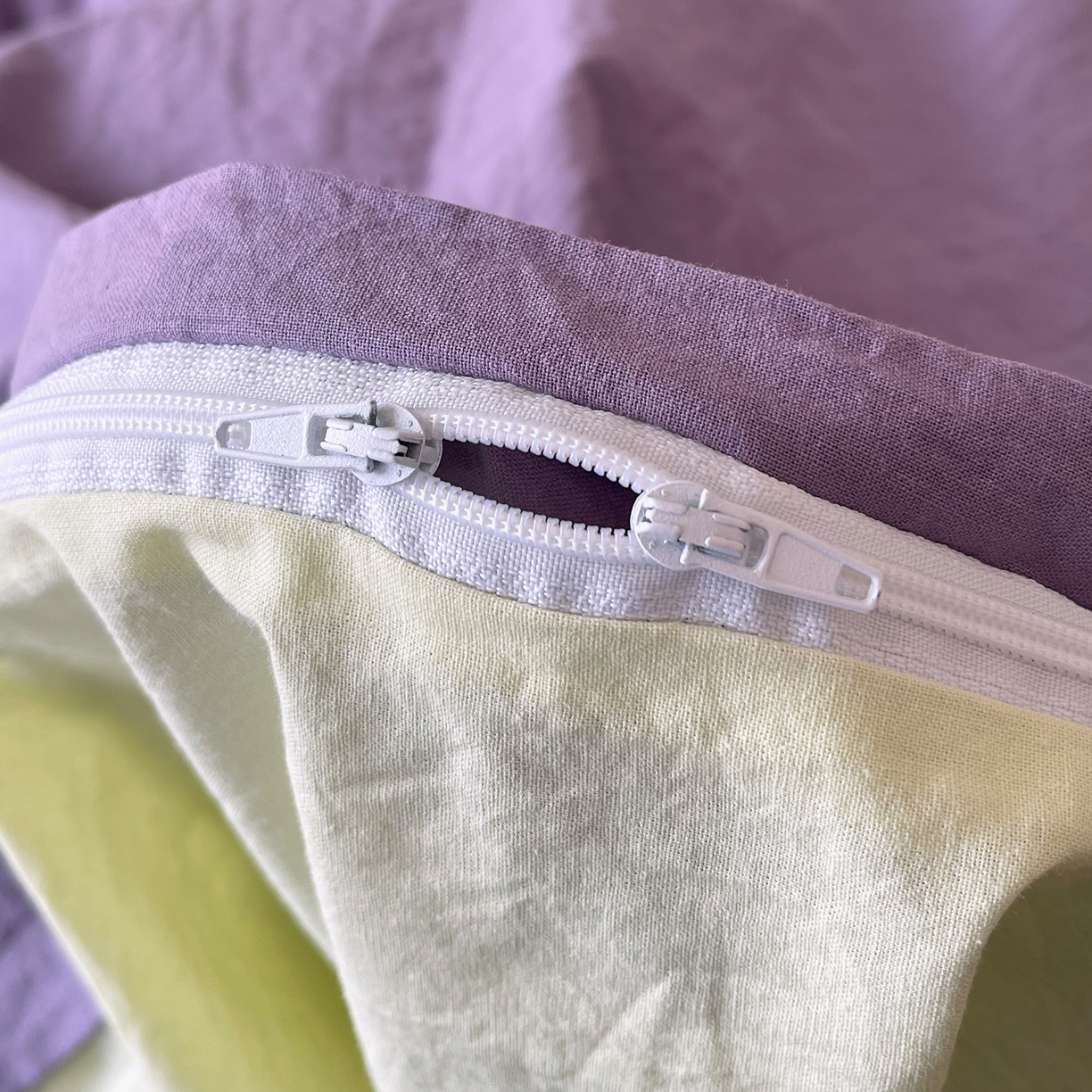 91家纺网 家纺一手货源 找家纺 春皖家纺 2026春夏新款双拼全棉纯棉水洗棉四件套 水晶紫-淡黄