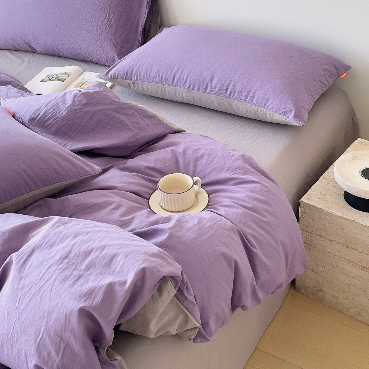 91家纺网 家纺一手货源 找家纺 春皖家纺 2026春夏新款双拼全棉纯棉水洗棉四件套 水晶紫-浅灰