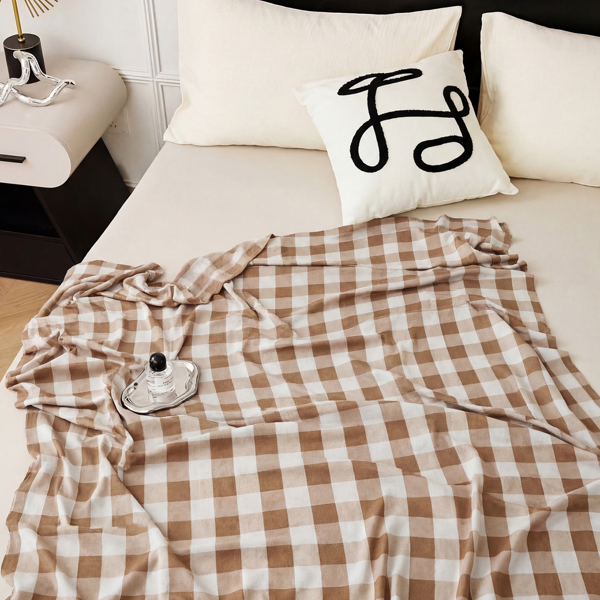 91家纺网 家纺一手货源 找家纺 暖绵绵家纺 2026新款丝光棉格子盖毯-艾利欧 咖色