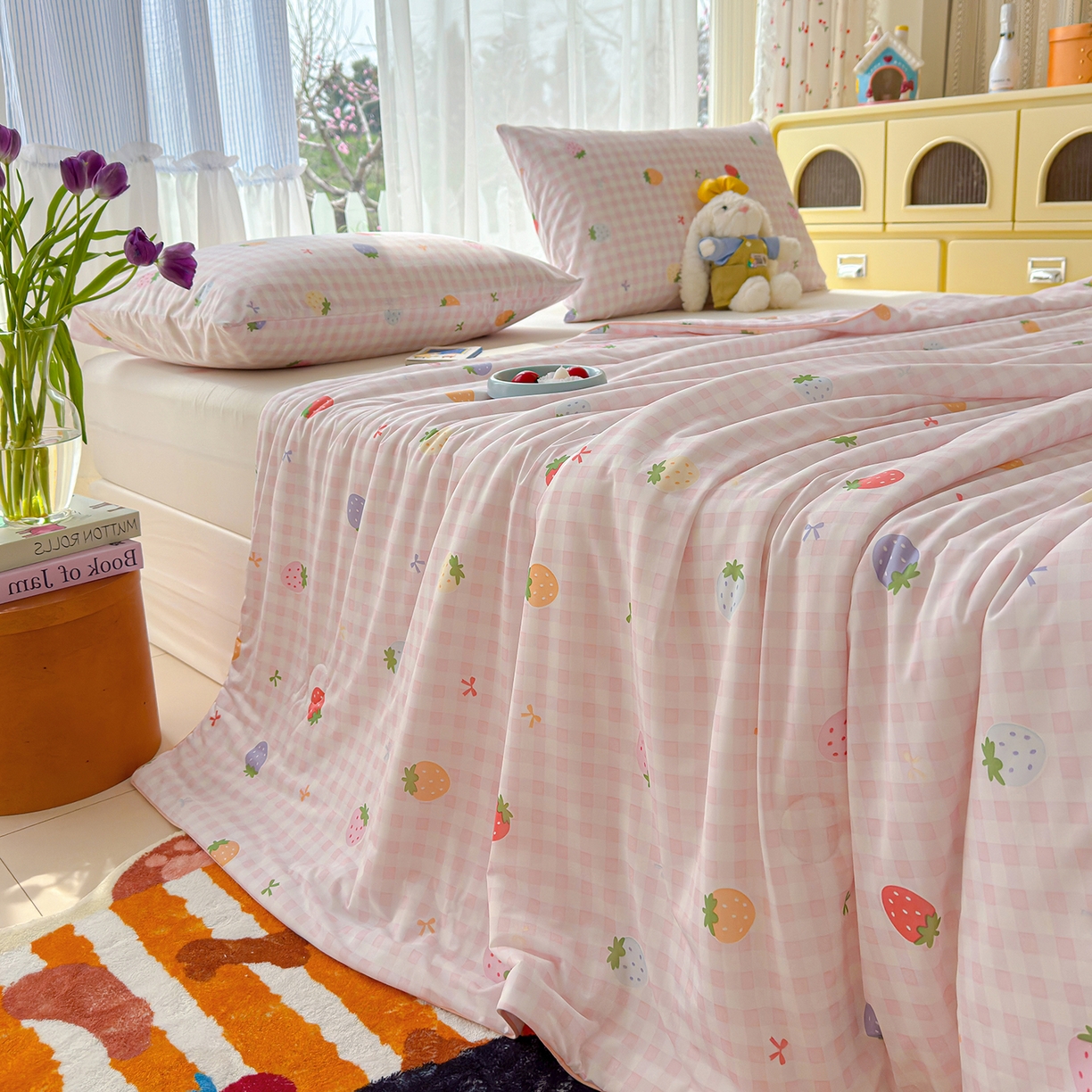 91家纺网 家纺一手货源 找家纺 弗苓家纺 2026新款麻绳款锦氨凉感丝夏被夏凉被空调被 小草莓