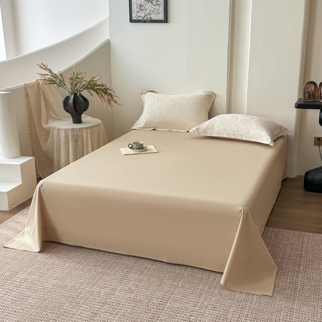 91家纺网 家纺一手货源 找家纺 玉相逢 2026春夏新款全棉60S长绒棉立体厚织提花夏被四件套 腰果-米杏