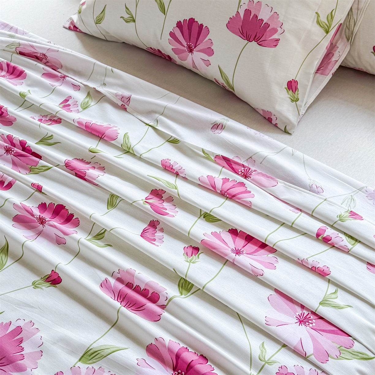 91家纺网 家纺一手货源 找家纺 晨晨家纺 2026春夏新款小清新全棉纯棉印花床单三件套 晚风轻漫