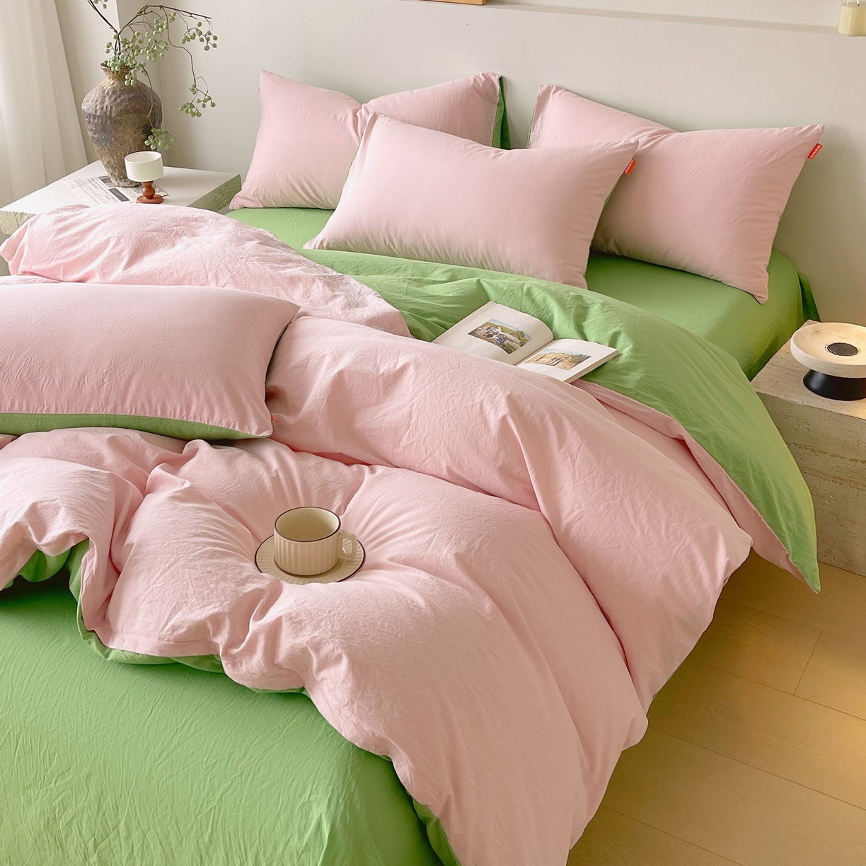 91家纺网 家纺一手货源 找家纺 春皖家纺 2026春夏新款双拼全棉纯棉水洗棉四件套 樱花粉-青草绿