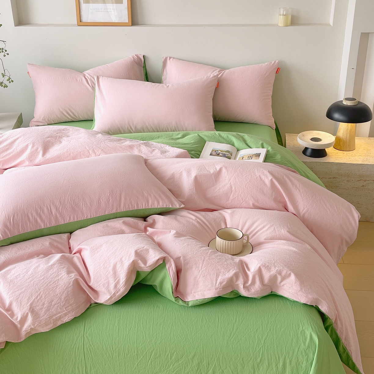 91家纺网 家纺一手货源 找家纺 春皖家纺 2026春夏新款双拼全棉纯棉水洗棉四件套 樱花粉-青草绿