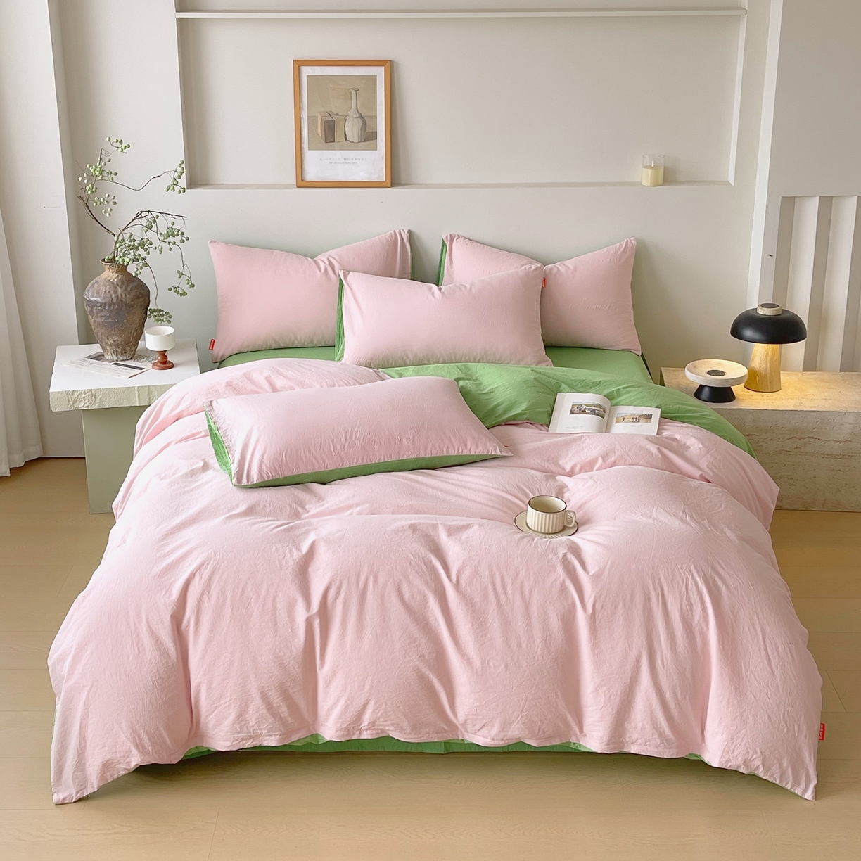 91家纺网 家纺一手货源 找家纺 春皖家纺 2026春夏新款双拼全棉纯棉水洗棉四件套 樱花粉-青草绿