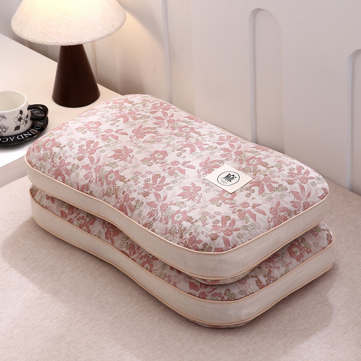 梦叶草 2026新款棉麻荞麦提花护颈枕 橘红叶子