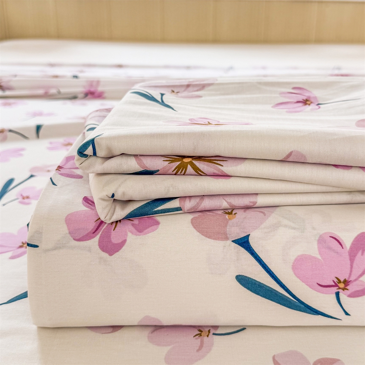 91家纺网 家纺一手货源 找家纺 晨晨家纺 2026春夏新款小清新全棉纯棉印花床单三件套 悠蓝