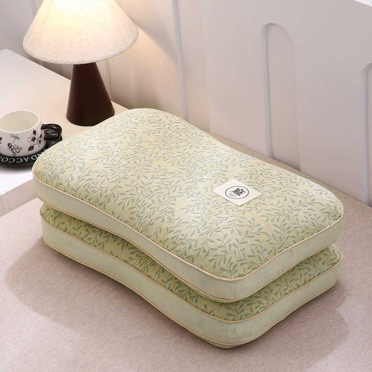 梦叶草 2026新款棉麻荞麦提花护颈枕 浅绿叶子