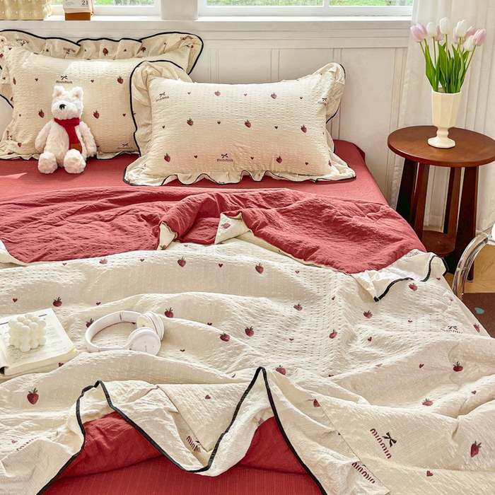 91家纺网 家纺一手货源 找家纺 （总）利禾家纺 2026新款法式花边泡芙纱夏被四件套