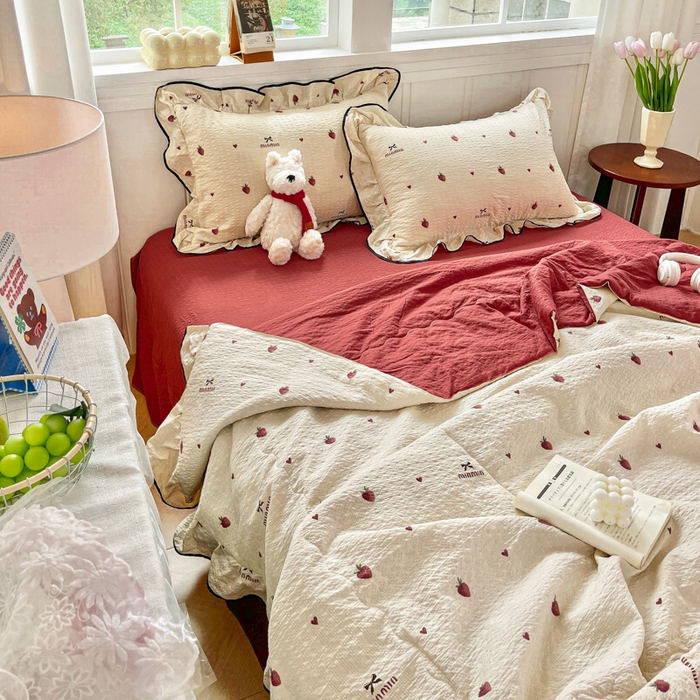 91家纺网 家纺一手货源 找家纺 （总）利禾家纺 2026新款法式花边泡芙纱夏被四件套