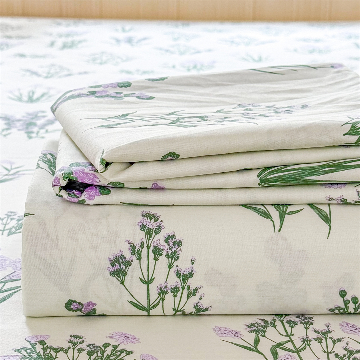 91家纺网 家纺一手货源 找家纺 晨晨家纺 2026春夏新款小清新全棉纯棉印花床单三件套 薰衣草