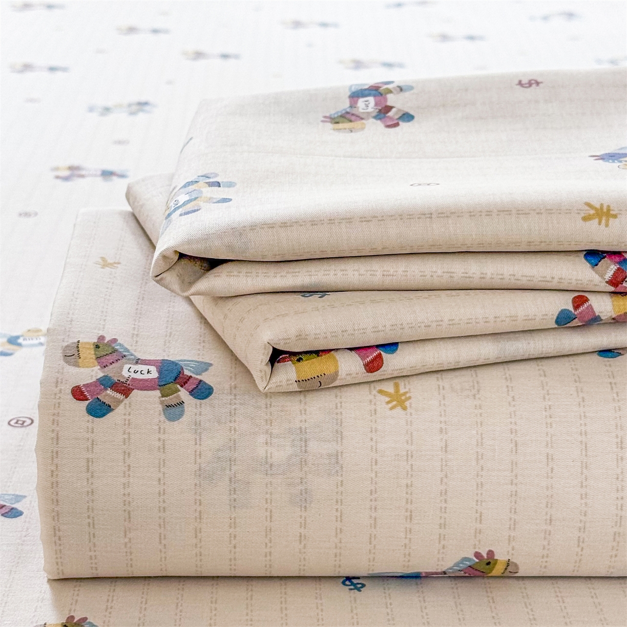 91家纺网 家纺一手货源 找家纺 晨晨家纺 2026春夏新款小清新全棉纯棉印花床单三件套 马上有钱