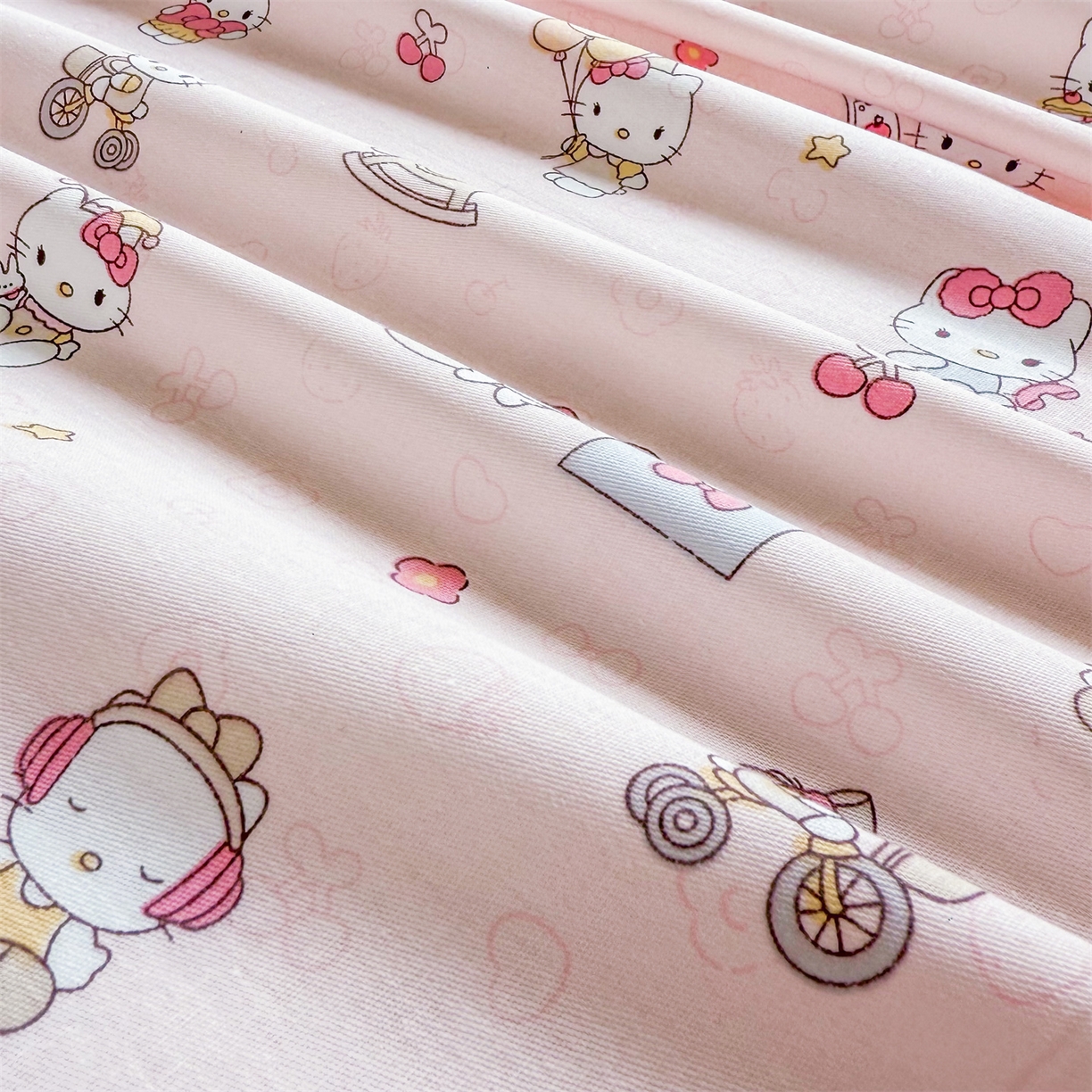 91家纺网 家纺一手货源 找家纺 晨晨家纺 2026春夏新款小清新全棉纯棉印花床单三件套 凯蒂公主