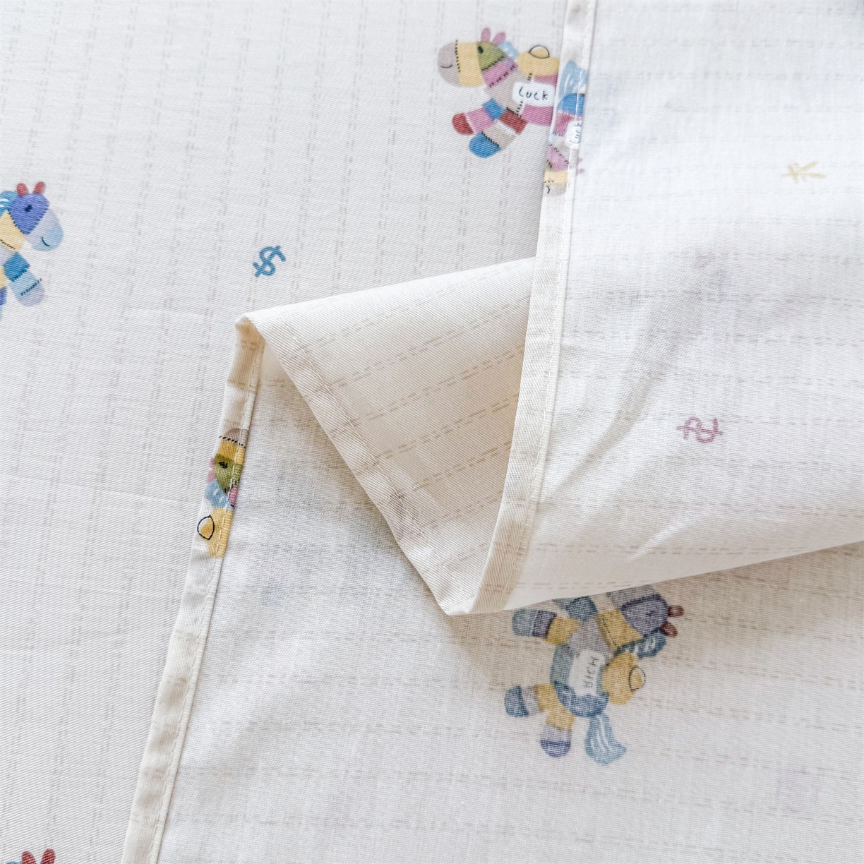 91家纺网 家纺一手货源 找家纺 晨晨家纺 2026春夏新款小清新全棉纯棉印花床单三件套 马上有钱