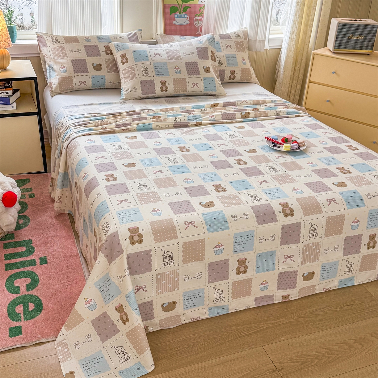 91家纺网 家纺一手货源 找家纺 晨晨家纺 2026春夏新款小清新全棉纯棉印花床单三件套 饼干熊