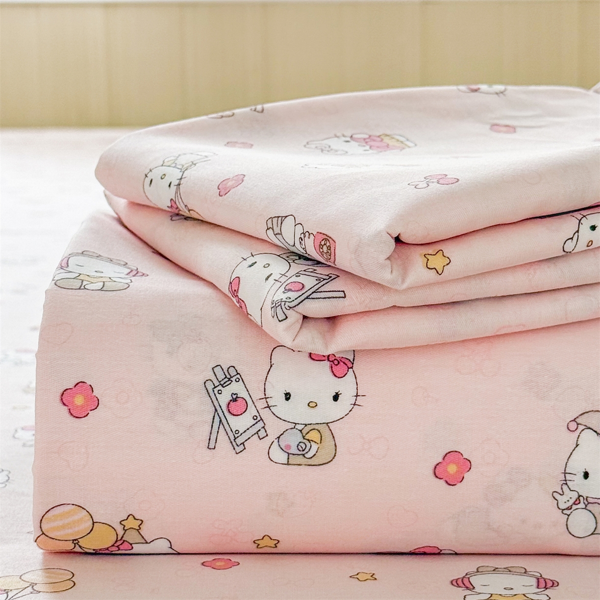 91家纺网 家纺一手货源 找家纺 晨晨家纺 2026春夏新款小清新全棉纯棉印花床单三件套 凯蒂公主