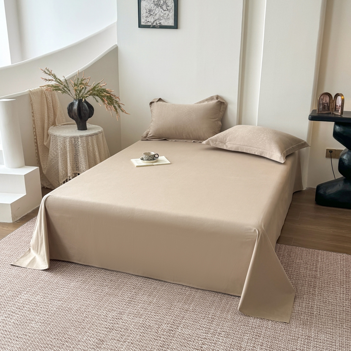 91家纺网 家纺一手货源 找家纺 玉相逢 2026春夏新款全棉60S长绒棉立体厚织提花夏被四件套 石烁-金属灰