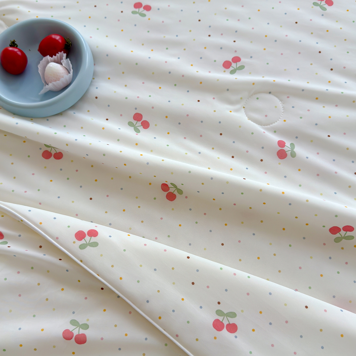 91家纺网 家纺一手货源 找家纺 弗苓家纺 2026新款麻绳款锦氨凉感丝夏被夏凉被空调被 樱桃园