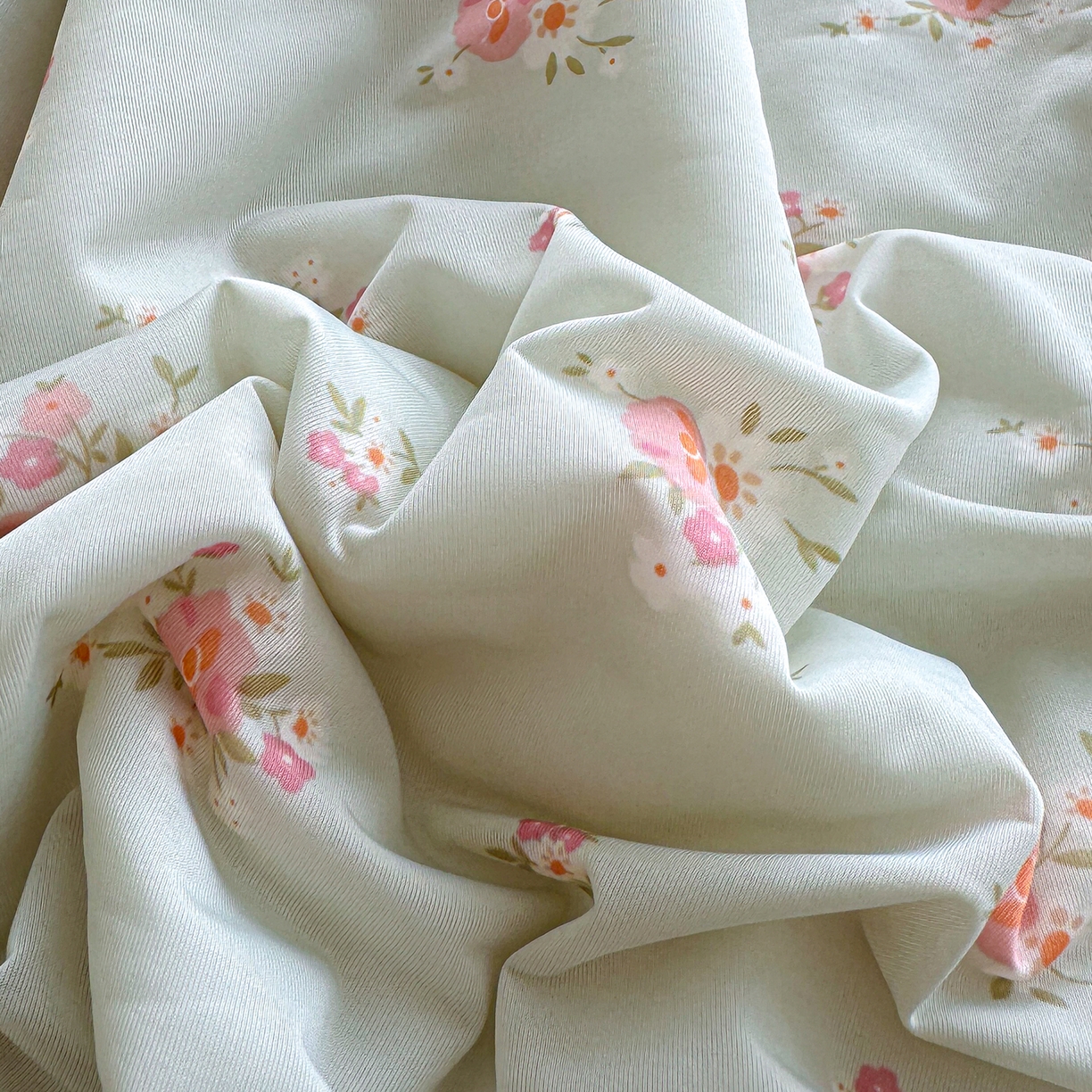 91家纺网 家纺一手货源 找家纺 弗苓家纺 2026新款麻绳款锦氨凉感丝夏被夏凉被空调被 春意