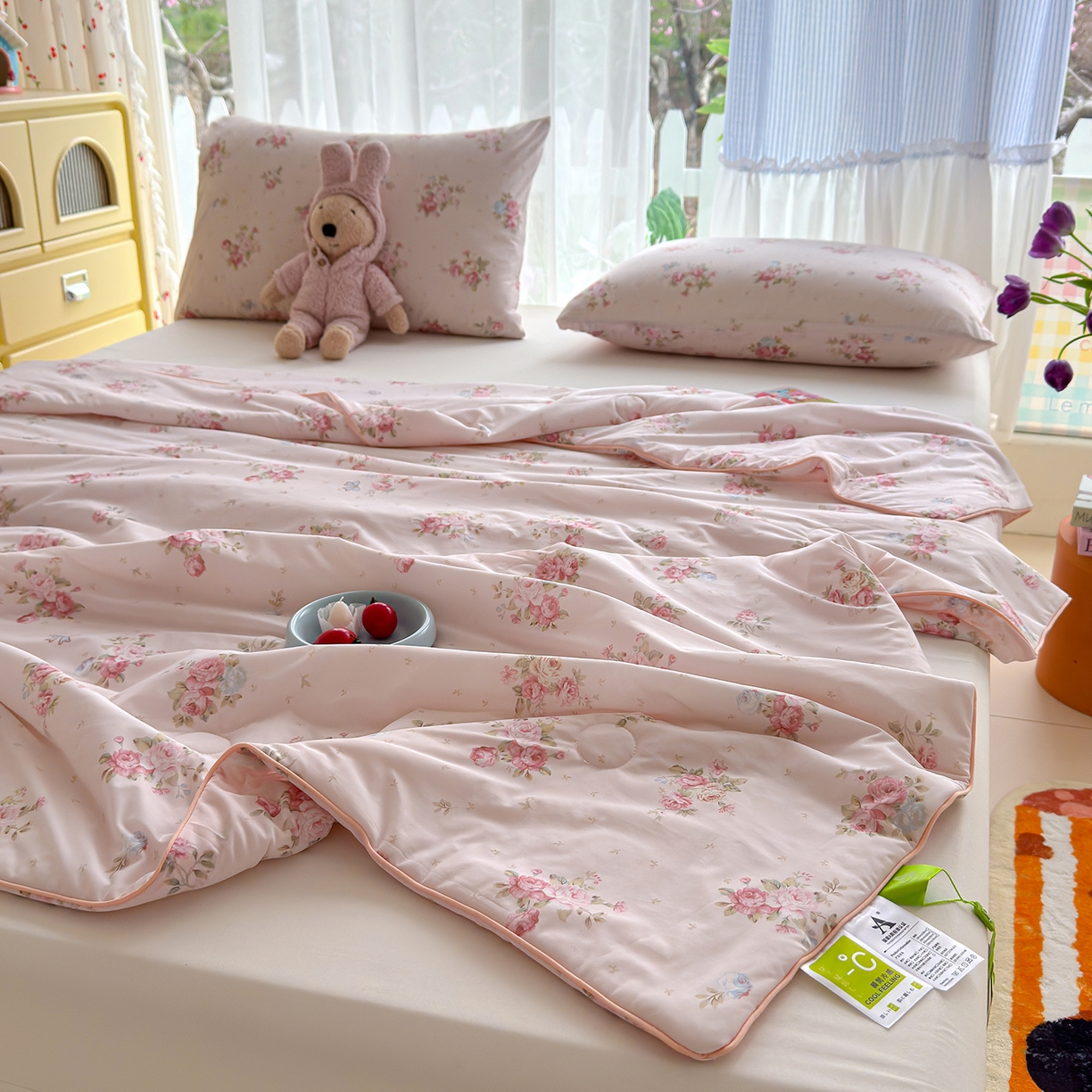 91家纺网 家纺一手货源 找家纺 弗苓家纺 2026新款麻绳款锦氨凉感丝夏被夏凉被空调被 粉樱花