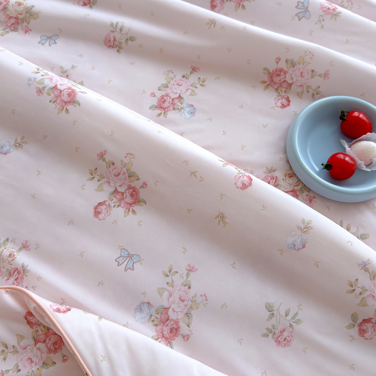 91家纺网 家纺一手货源 找家纺 弗苓家纺 2026新款麻绳款锦氨凉感丝夏被夏凉被空调被 粉樱花