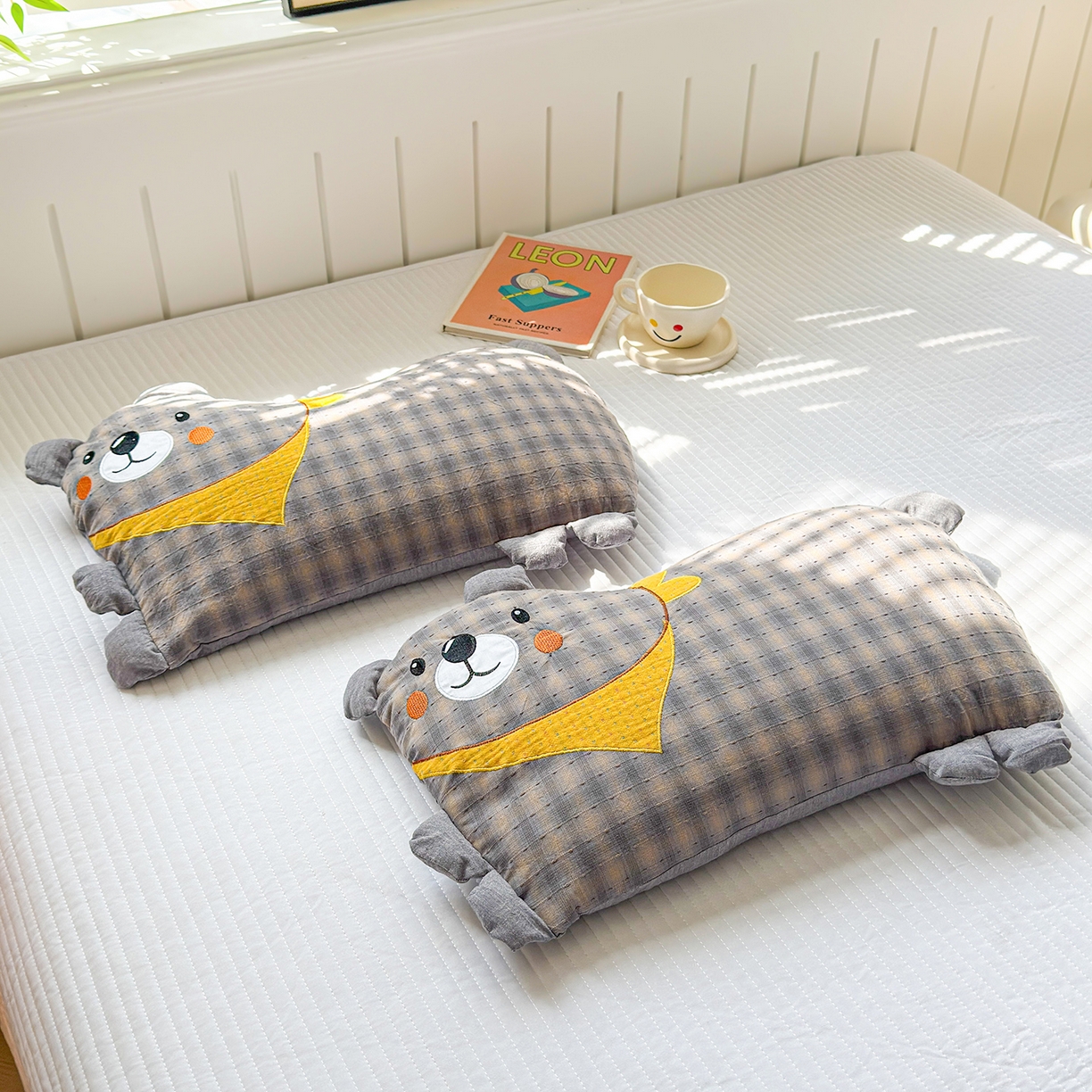 91家纺网 家纺一手货源 找家纺 （总）梦叶草 2026新款全棉贴布绣哈尼熊荞麦枕