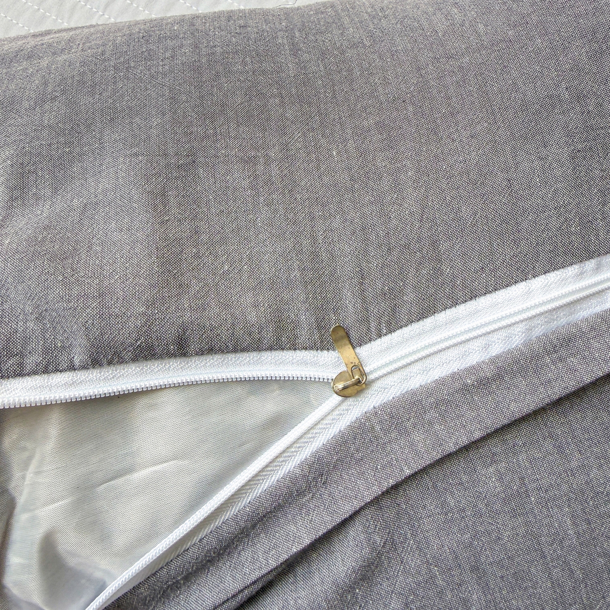 91家纺网 家纺一手货源 找家纺 （总）梦叶草 2026新款全棉贴布绣哈尼熊荞麦枕