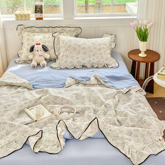 91家纺网 家纺一手货源 找家纺 利禾家纺 2026新款法式花边泡芙纱夏被四件套 兰花草